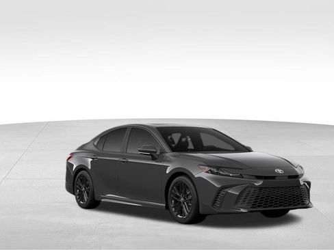 New 2026 Toyota Camry Hybrid FWD image 17