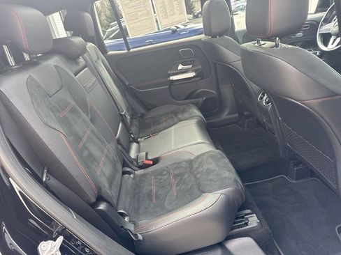 Used 2021 Mercedes-Benz GLB 250 4MATIC w/ AMG Line image 44