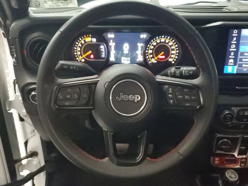 Used 2024 Jeep Wrangler Unlimited Rubicon AWD/4WD image 27