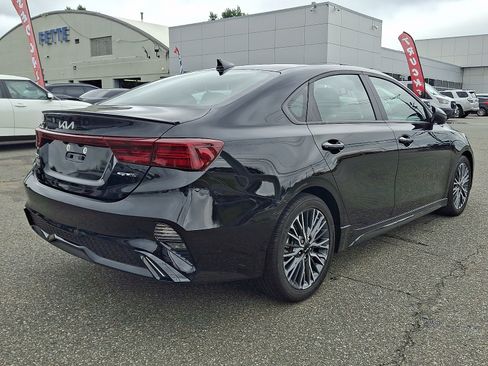 Certified 2024 Kia Forte GT-Line FWD image 4