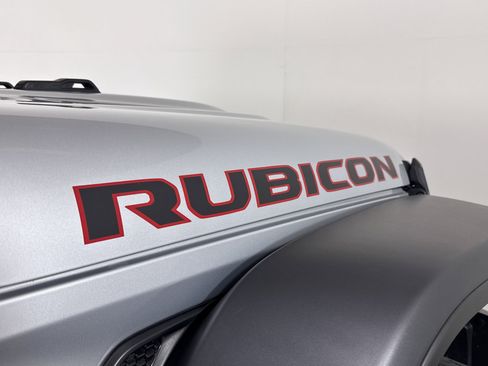 Used 2022 Jeep Gladiator Rubicon w/ LED Lighting Group image 30