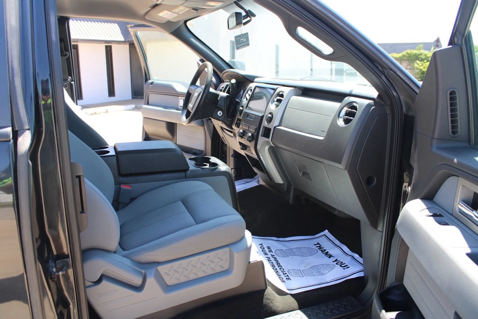 Used 2011 Ford F150 XLT AWD/4WD image 12