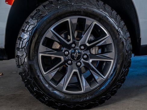 Used 2021 Chevrolet Tahoe Z71 w/ Luxury Package image 10