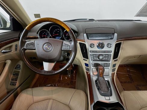 Used 2010 Cadillac CTS Luxury image 22