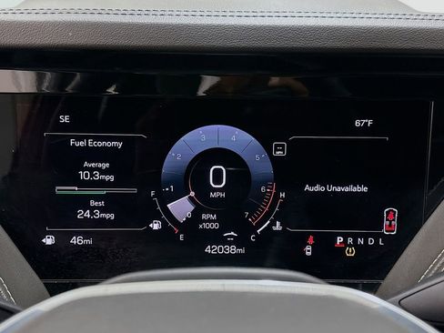 Used 2025 GMC Yukon Elevation image 12