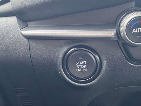 Used 2024 MAZDA MAZDA3 s image 23