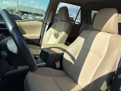 Used 2019 Toyota 4Runner SR5 Premium image 12