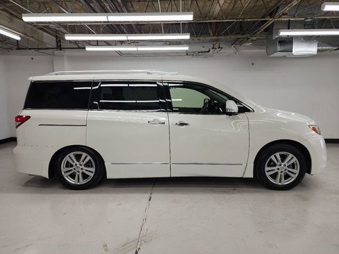 Used 2013 Nissan Quest LE w/ Protection Pkg image 8