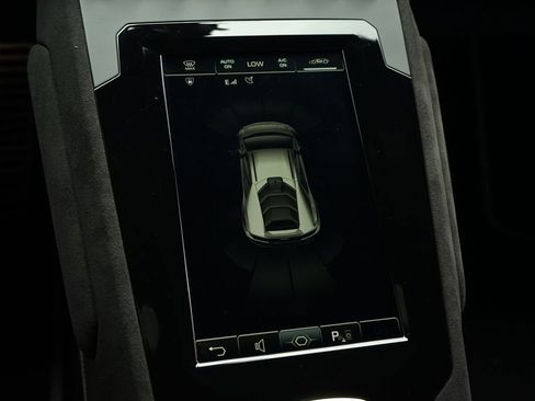 Used 2024 Lamborghini Huracan Sterrato image 19