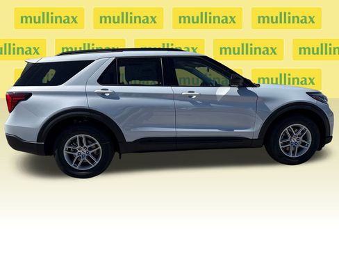 New 2026 Ford Explorer Active w/ Active Comfort Package image 16