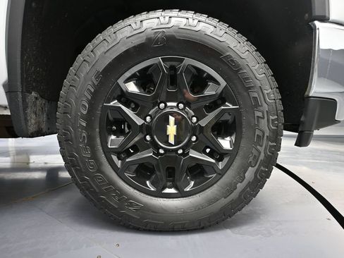 Used 2022 Chevrolet Silverado 2500 LTZ w/ Safety Package AWD/4WD image 18