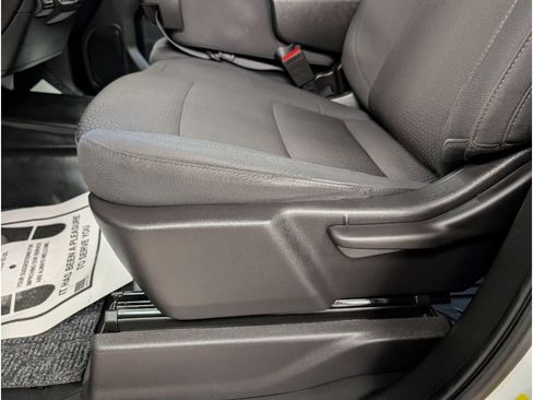 Used 2024 GMC Sierra 2500 Pro w/ Convenience Package image 8