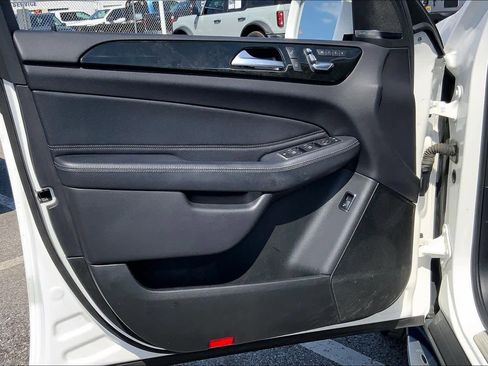 Used 2018 Mercedes-Benz GLE 350 4MATIC image 21