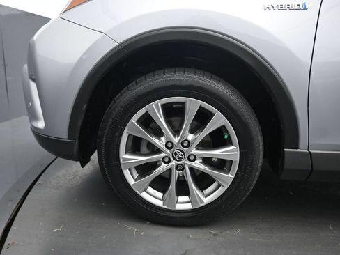 Used 2018 Toyota RAV4 Limited AWD/4WD image 53
