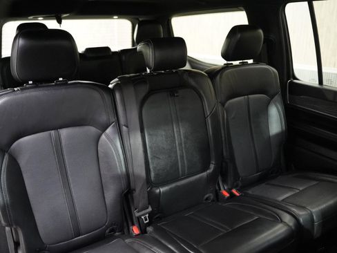 Used 2022 Jeep Wagoneer Series II w/ Premium Group I image 33