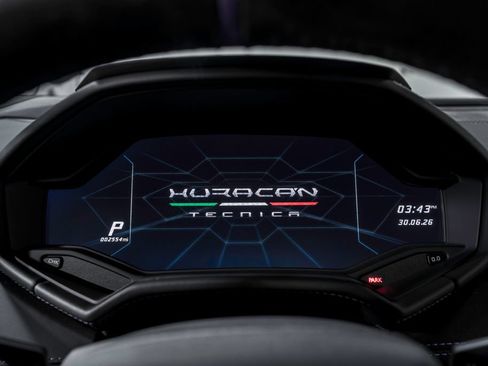 Used 2023 Lamborghini Huracan Tecnica RWD image 14
