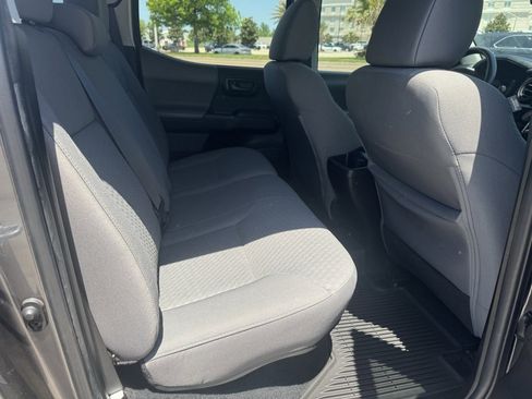 Used 2022 Toyota Tacoma SR5 image 13