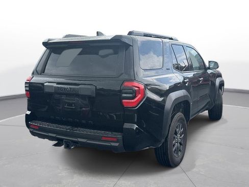 Certified 2025 Toyota 4Runner SR5 AWD/4WD image 6