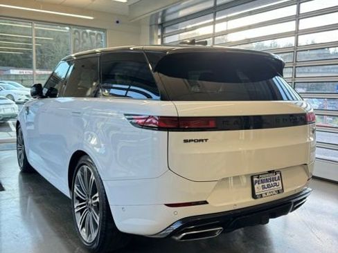 Used 2023 Land Rover Range Rover Sport SE Dynamic image 6