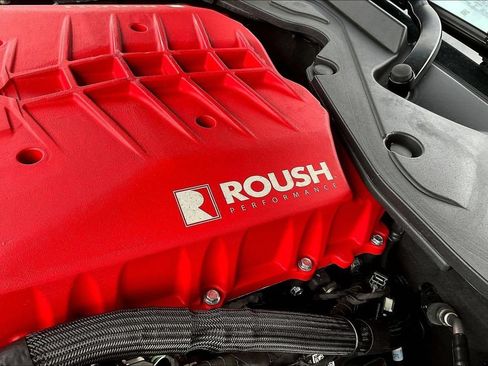 Used 2024 Ford Mustang GT RWD image 30