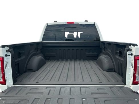 Used 2022 Ford F150 Lariat w/ FX4 Off-Road Package AWD/4WD image 24