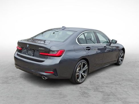 Used 2021 BMW 330i xDrive Sedan w/ Convenience Package image 5