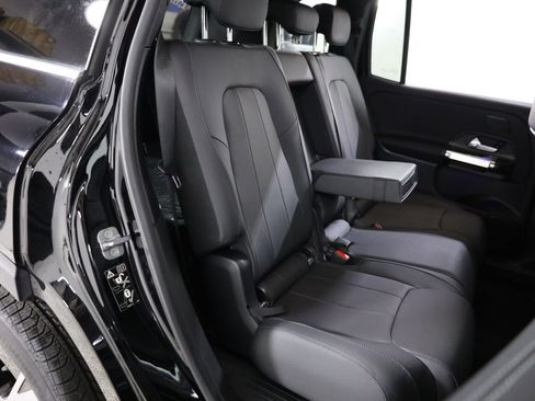 Certified 2025 Mercedes-Benz GLB 250 4MATIC image 57