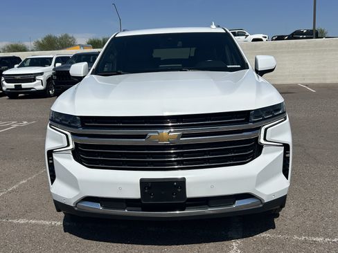 Used 2023 Chevrolet Suburban LT AWD/4WD image 8