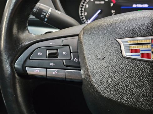 Used 2020 Cadillac XT4 Premium Luxury image 30