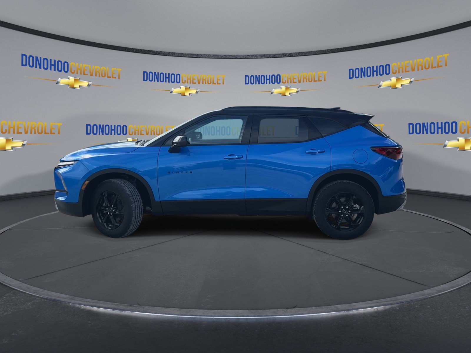 New 2026 Chevrolet Blazer LT w/ Midnight/Sport Edition FWD image 8