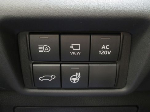 Used 2023 Toyota Highlander Platinum image 20