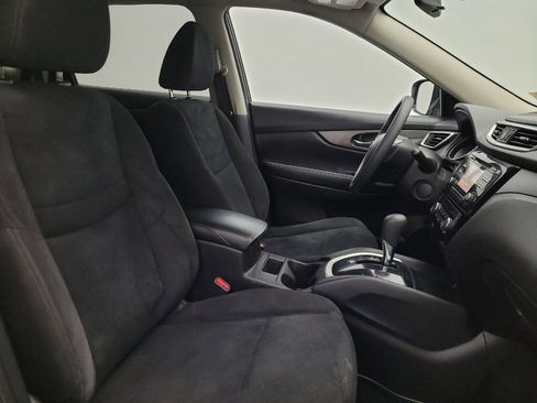 Used 2016 Nissan Rogue SV FWD image 21