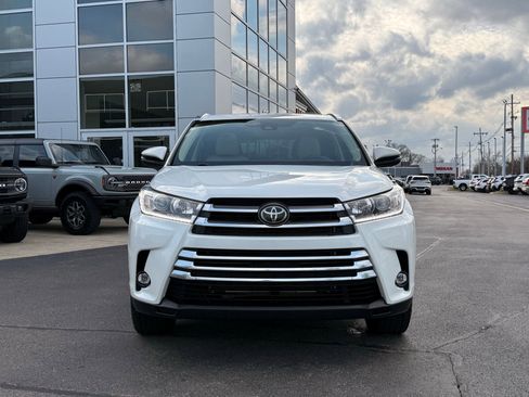 Used 2019 Toyota Highlander Limited AWD/4WD image 7
