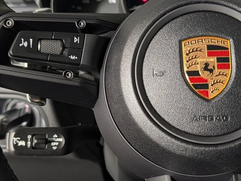 New 2026 Porsche Macan AWD/4WD image 37