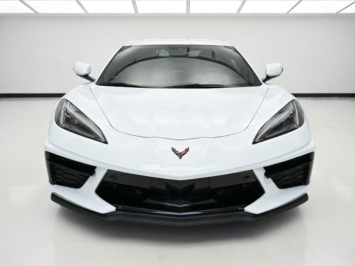 Used 2021 Chevrolet Corvette Stingray Preferred Conv w/ Z51 Performance Package RWD image 2