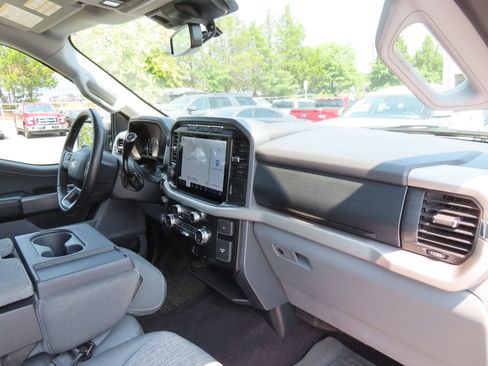 Used 2021 Ford F150 XLT w/ Equipment Group 302A High AWD/4WD image 18