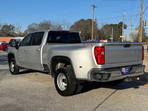 Used 2022 Chevrolet Silverado 3500 LT w/ All Star Edition image 5