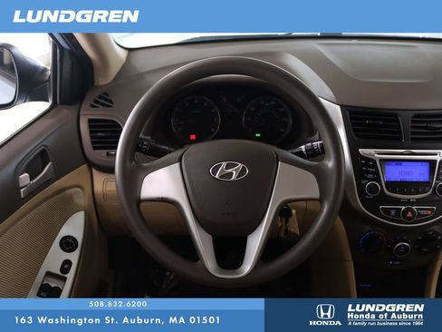 Used 2012 Hyundai Accent GLS w/ Comfort Pkg 2 FWD image 17