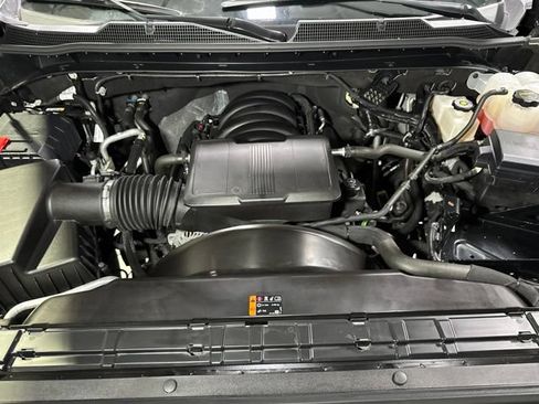 Used 2025 Chevrolet Silverado 2500 LT w/ Convenience Package AWD/4WD image 8