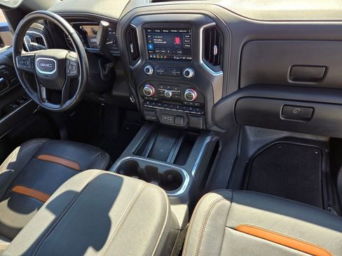 Used 2023 GMC Sierra 2500 AT4 w/ AT4 Premium Plus Package image 17
