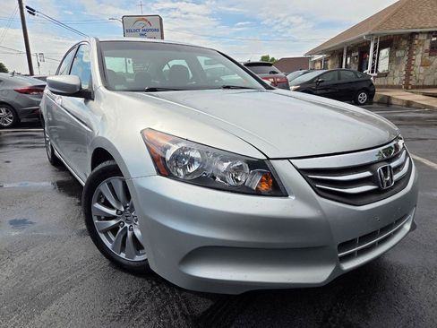 Used 2011 Honda Accord EX image 7