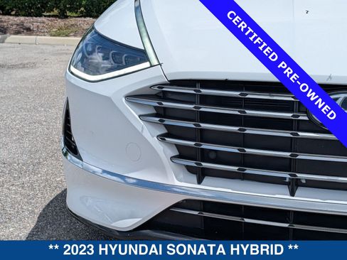 Used 2023 Hyundai Sonata Limited w/ Cargo Package FWD image 9