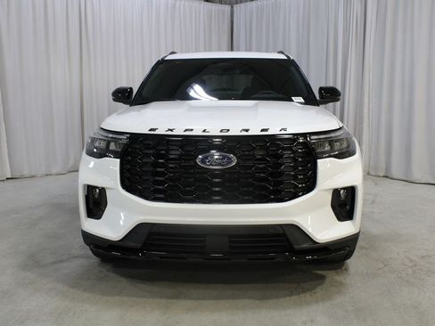 New 2026 Ford Explorer ST-Line w/ ST-Line Street Pack AWD/4WD image 38