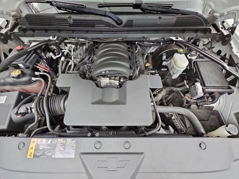 Used 2017 Chevrolet Silverado 1500 LTZ Z71 w/ LTZ Plus Package AWD/4WD image 14