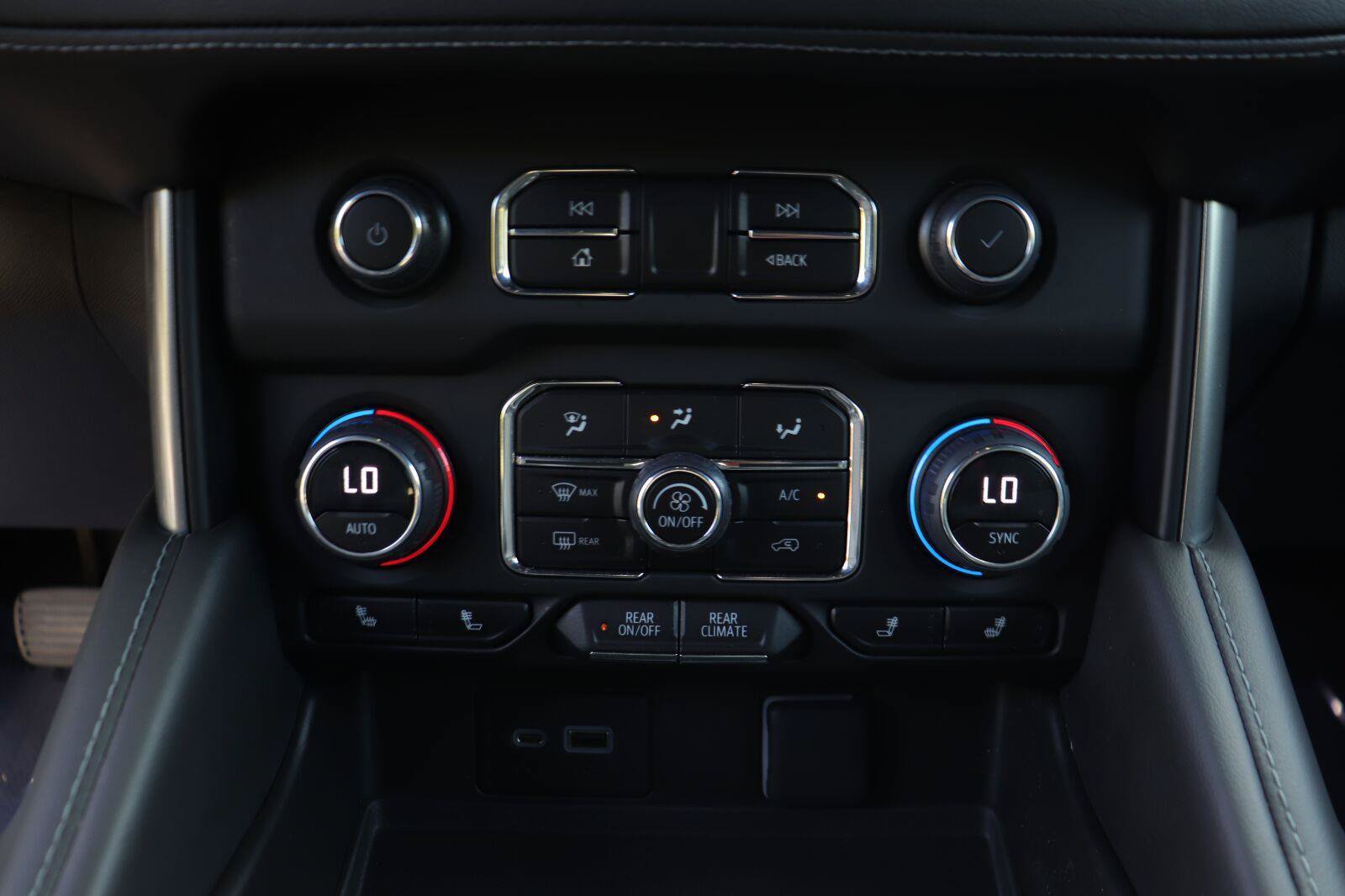 Used 2023 Chevrolet Tahoe Z71 AWD/4WD image 31