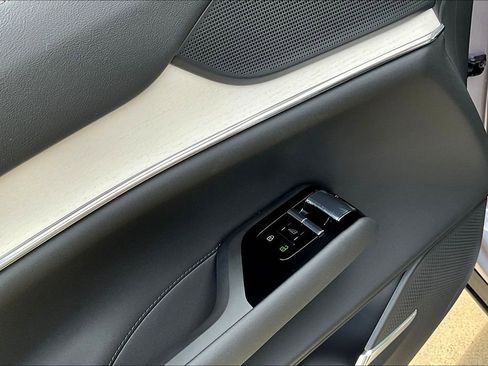 New 2026 Volvo EX90 Ultra AWD/4WD image 30
