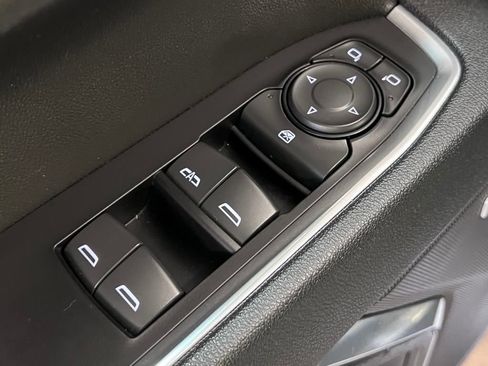 Used 2025 Chevrolet Silverado 1500 RST image 36