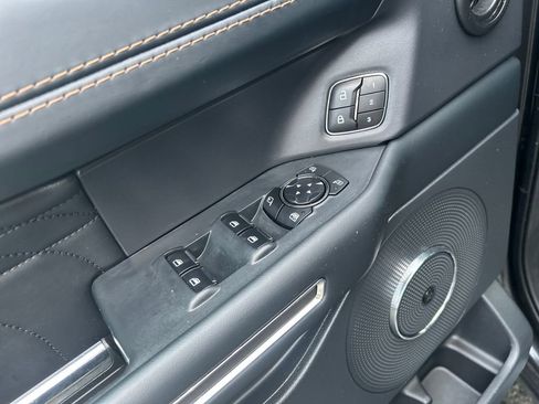 Certified 2023 Ford Expedition Max Platinum image 18