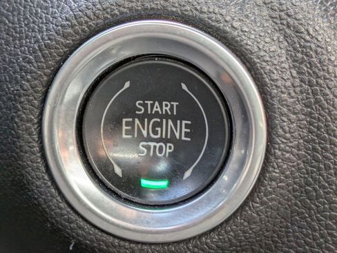 Used 2020 Chevrolet Silverado 1500 LT w/ All-Star Edition image 28