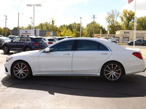 Used 2015 Mercedes-Benz S 63 AMG 4MATIC Sedan w/ Driver Assistance Package image 9